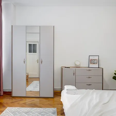 2 Bedroom - Romanian Athenaeum 公寓 *