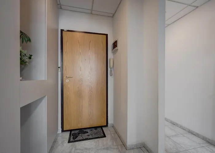 2 Bedroom - Romanian Athenaeum * Бухарест