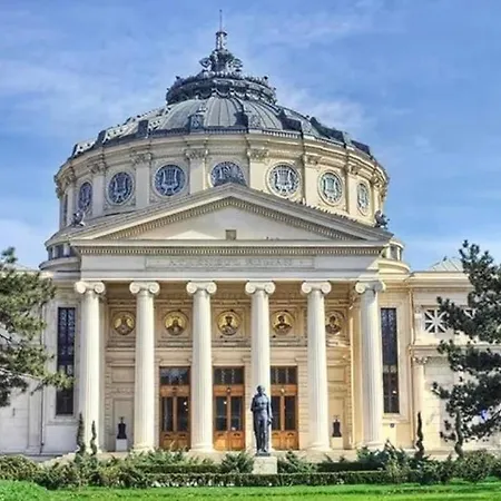 2 Bedroom - Romanian Athenaeum Boekarest