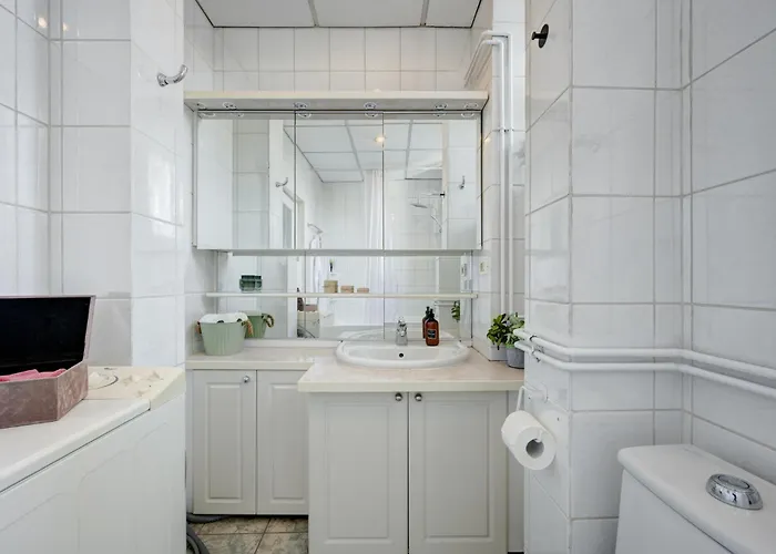2 Bedroom - Romanian Athenaeum Appartement
