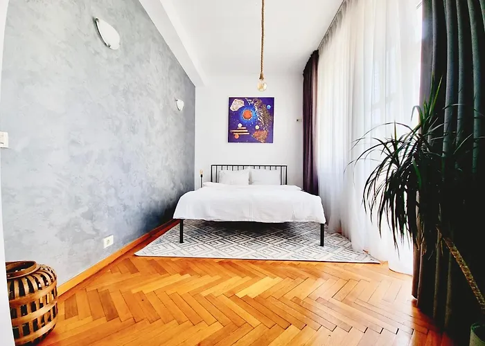 Appartement 2 Bedroom - Romanian Athenaeum *